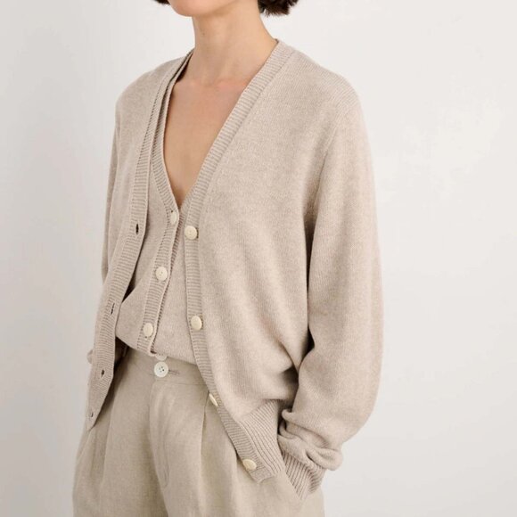 Alex Mill Emilia Corozo Button Cardigan Oatmeal V‑Neck Cotton Linen Minimal Sz M - Picture 1 of 11